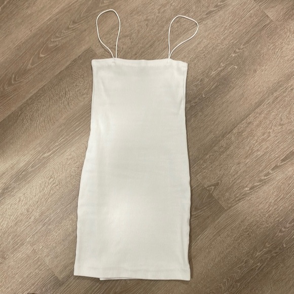 Zara Dresses & Skirts - Zara white spaghetti strap cotton dress size medium